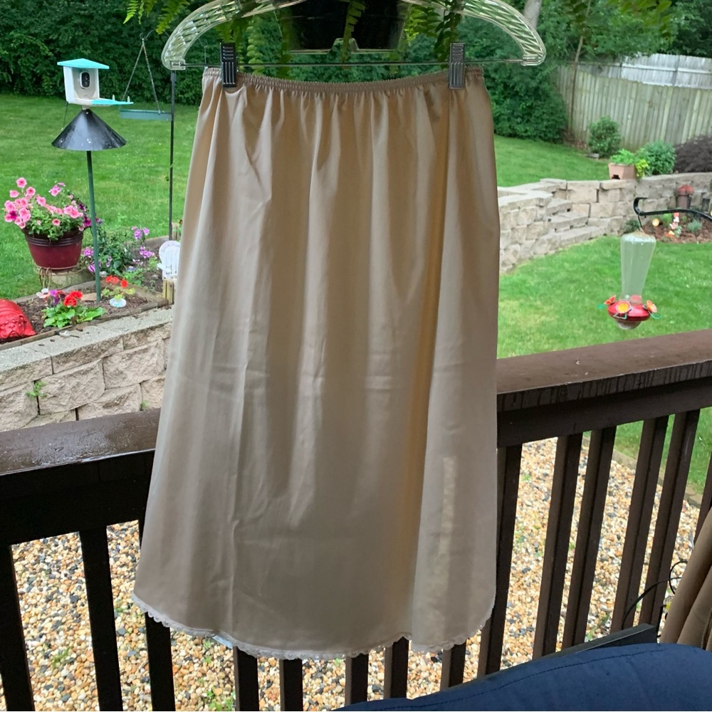 Vintage Warners Half Slip Skirt Ivory Large L Lace Trim 55308 Perfect Measure